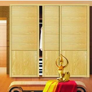 贵阳�U�门的门板清理方法以及滑轮的保养�Ҏ(gu��)��介绍