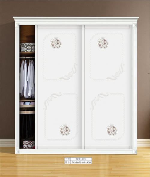 贵州���柜门的木料选择