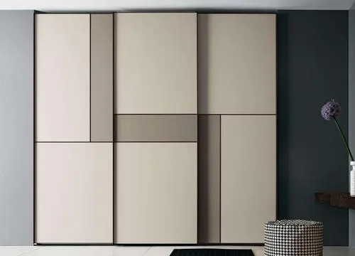 如何定制贵州���柜�U�门比较实用