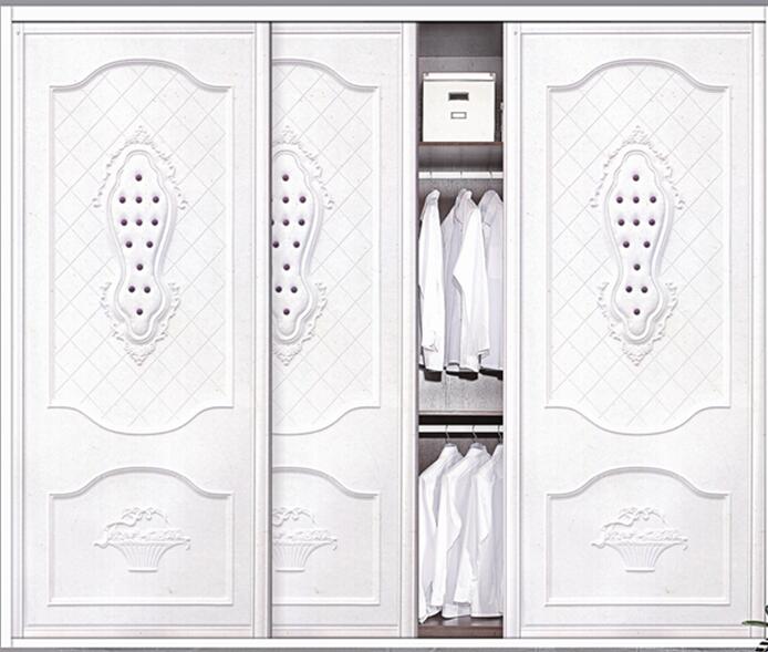 卧室里选用掩门���柜仍是���门���柜